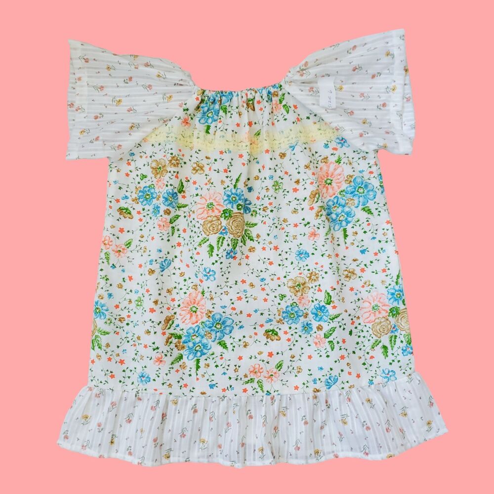 Girl's Vintage 70s White Floral Dresss
